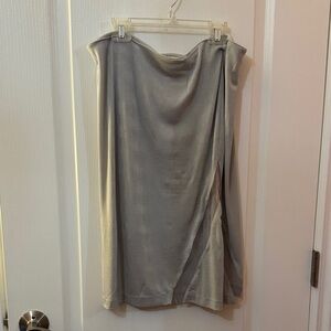 Elegant Gray Women's Skirt